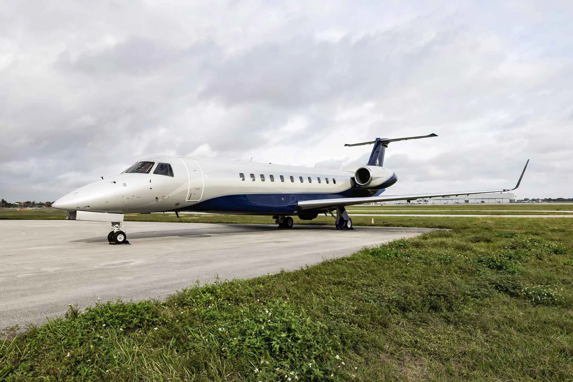 Legacy 600